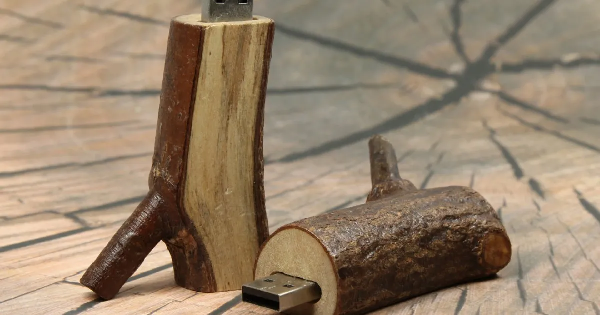 usb-holzast-laptop