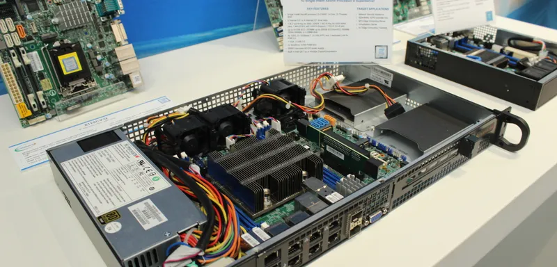 SYS-5019D-FN8TP Supermicro auf CeBIT 18